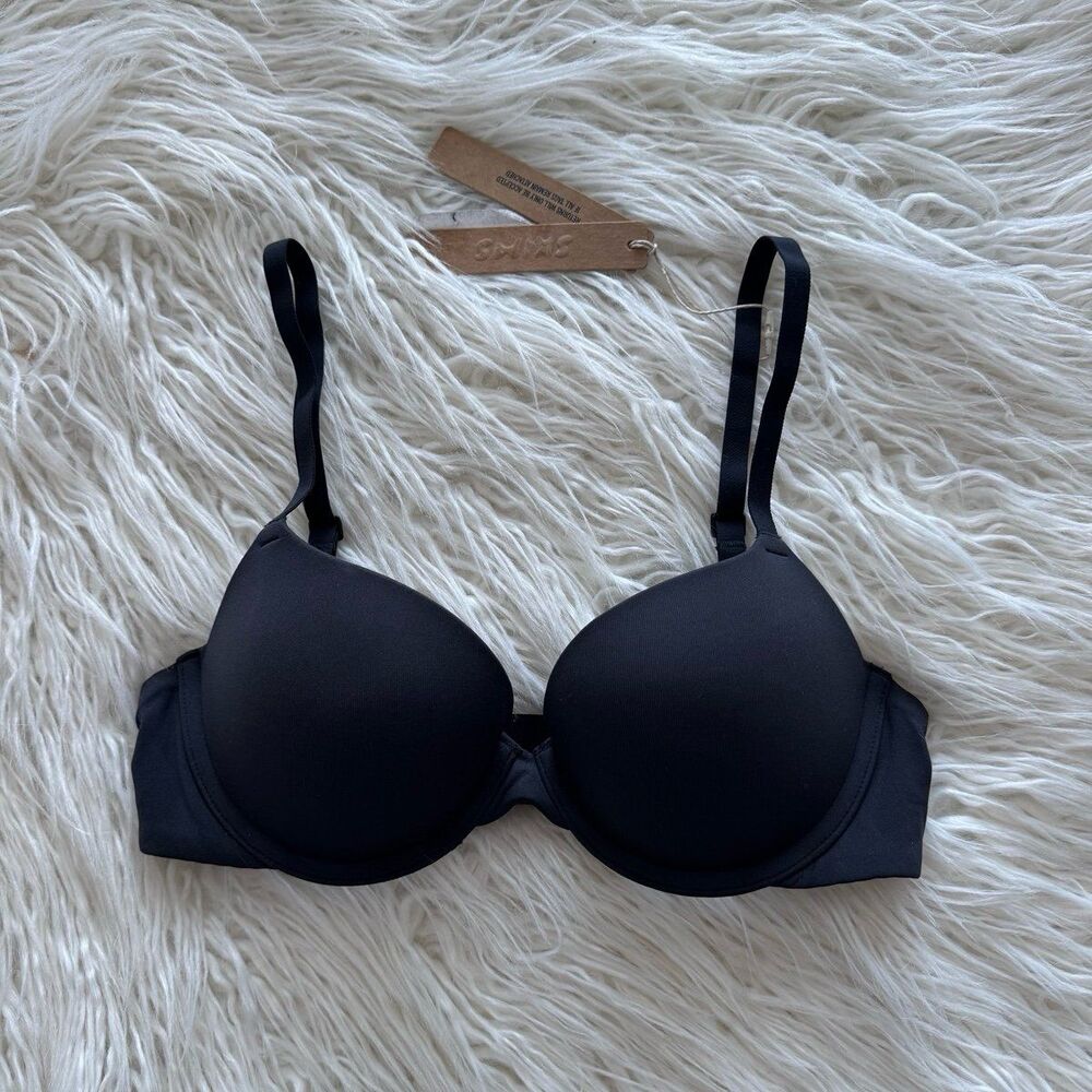 Skims Fits Everybody Pushup Demi Bra Onyx Size 32B